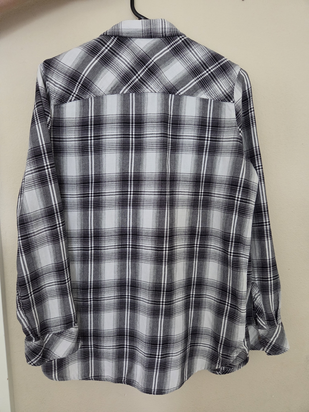Volcom Black & White Plaid Button-Up Flannel - Picture 2 of 7